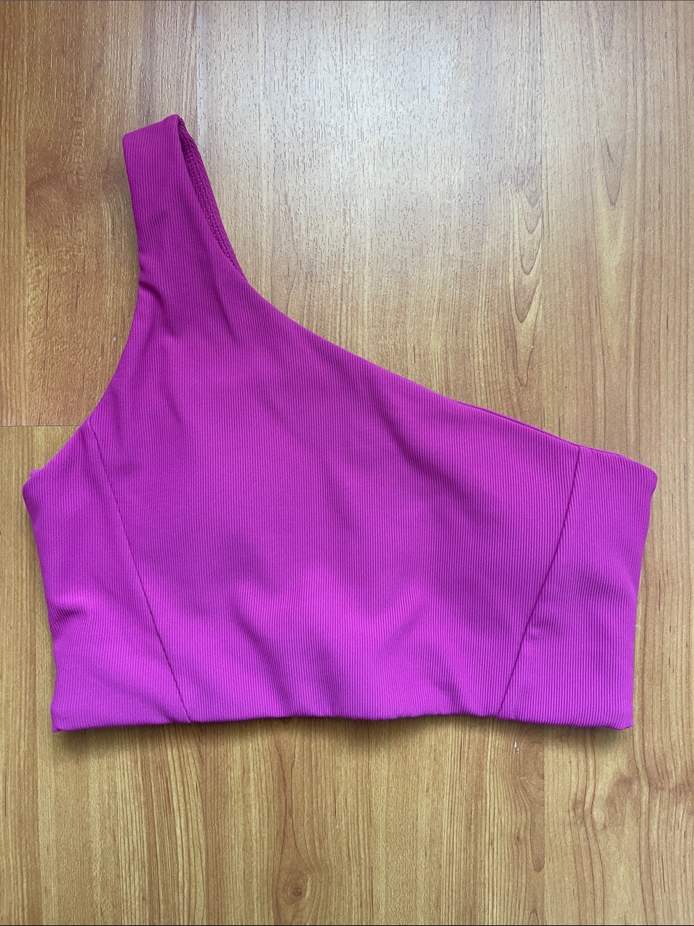Wilo One-Shoulder Magenta Crop Top